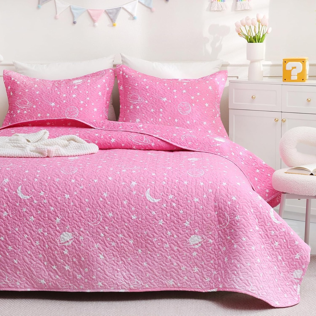 JSD Pink Moon Stars Kids Quilt Set Full/Queen, 3 Piece Space Theme Girls Printed Bedspread Coverlet with Pillow Sham Quilted Blanket